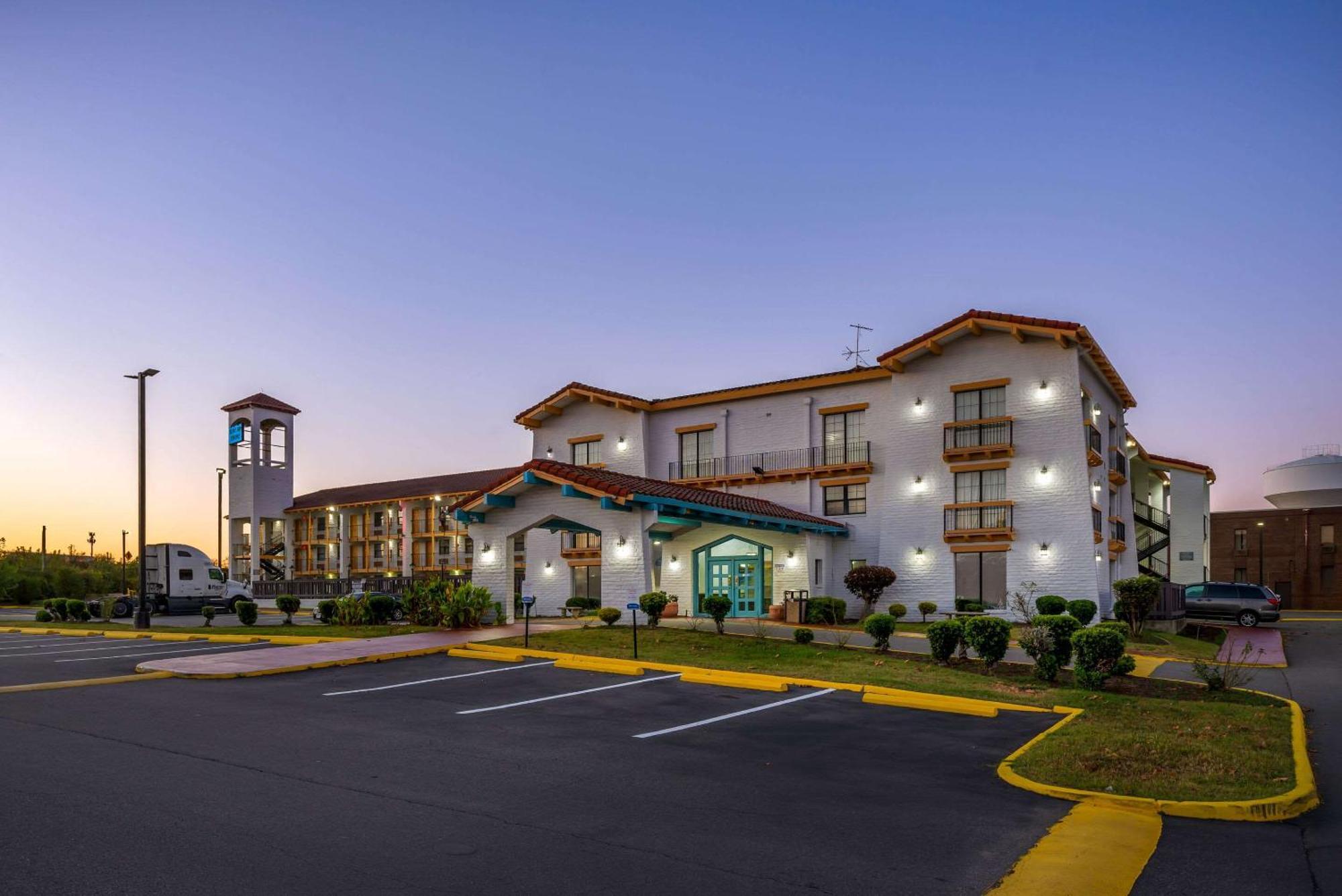 Econo Lodge Richmond-North Chesterfield Exteriör bild